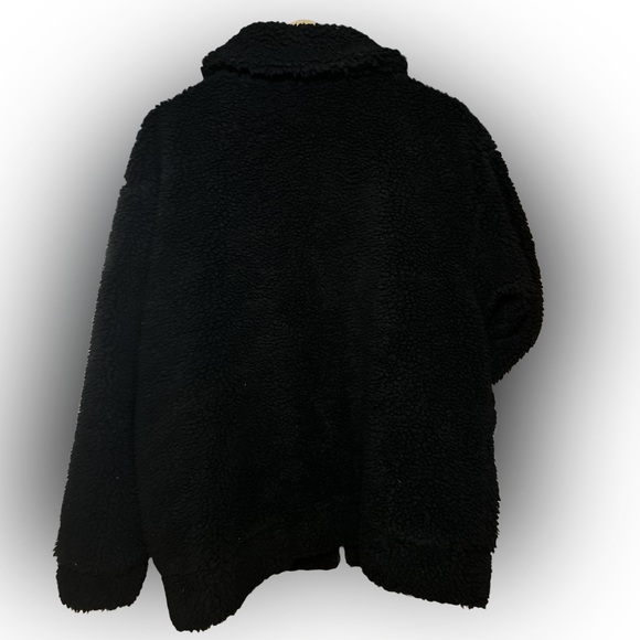 Teddy Sherpa Jacket - Picture 3 of 9